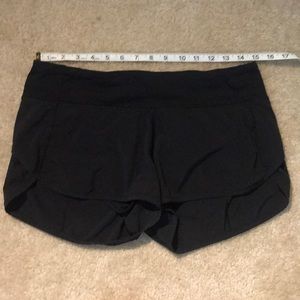 Lululemon Speed Up short